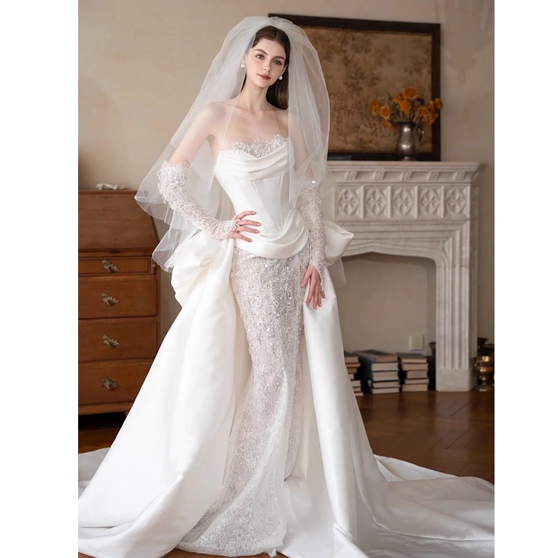 The Ivory Siren: A Luxury Off-Shoulder Mermaid Wedding Dress with Fishbone Corset