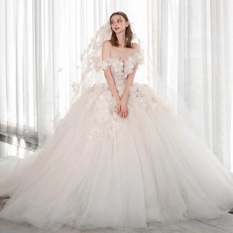 A-Line Wedding Gown: Off-Shoulder Deep V-Neck & 3D Floral Appliqués | Marisa - 图片 7